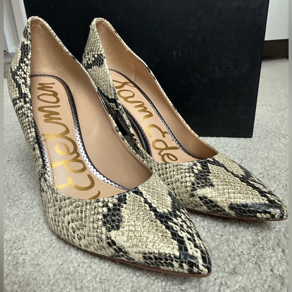 Sam Edelman Black and Cream Snakeskin Heels